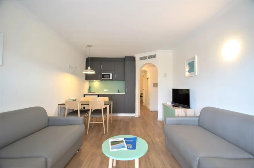 Vista Park Hotel & Apartments 3*-12