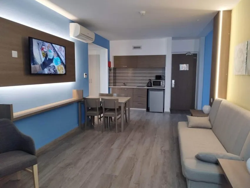 Melini Hotel  Suites 3*-24