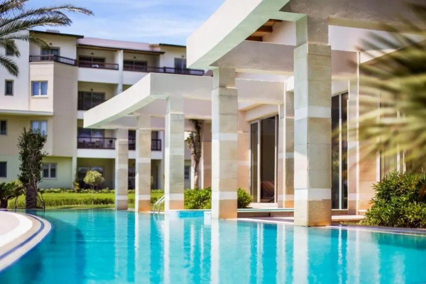 Lara Barut Collection 5*-8