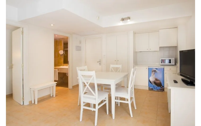 Iberostar Waves Ciudad Blanca 4*-5