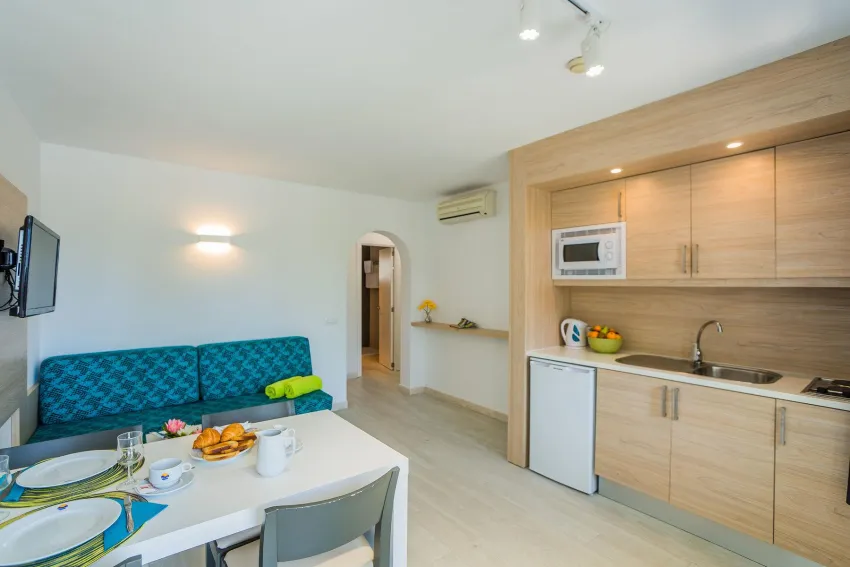Holiday Center Apart 3*-22