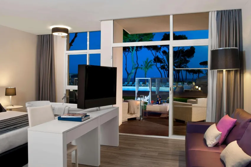 Melia South Beach 4*-162