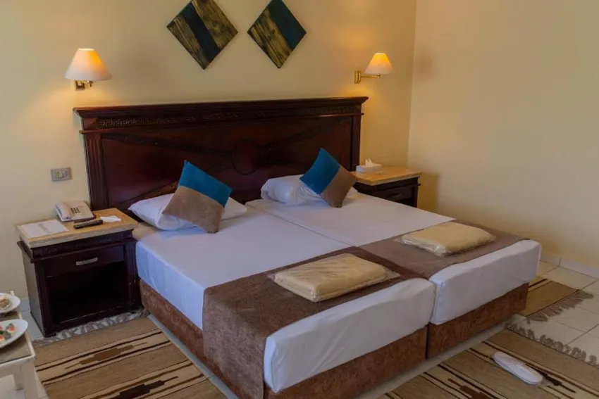 CATARACT RESORT  4*-16