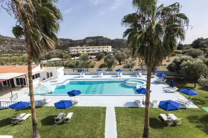 Tivoli Hotel and Apartments 3*-2