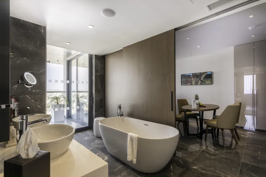 Radisson Blu Hotel Larnaca 5*-81