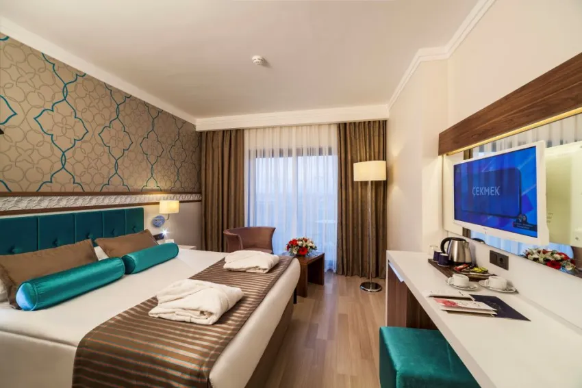 LUNA BLANCA RESORT & SPA   5*-16