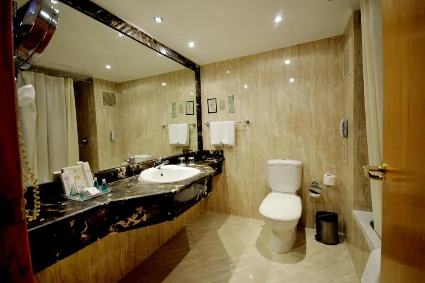 AURORA ORIENTAL RESORT  5*-25
