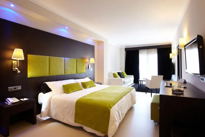 Saratoga Hotel 4*-26