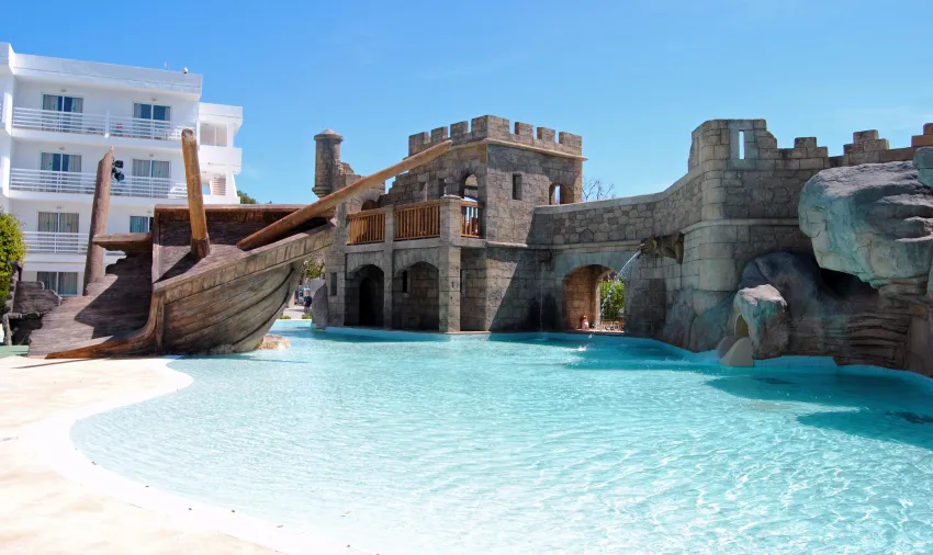 Pirates Village Apartments -51