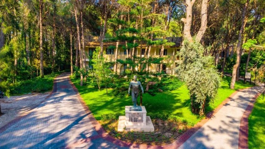 CHAMPION HOLIDAY VILLAGE  5*-16