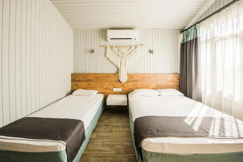 LEDA BEACH HOTEL  3*-36