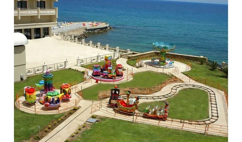 VUNI PALACE HOTEL  5*-10