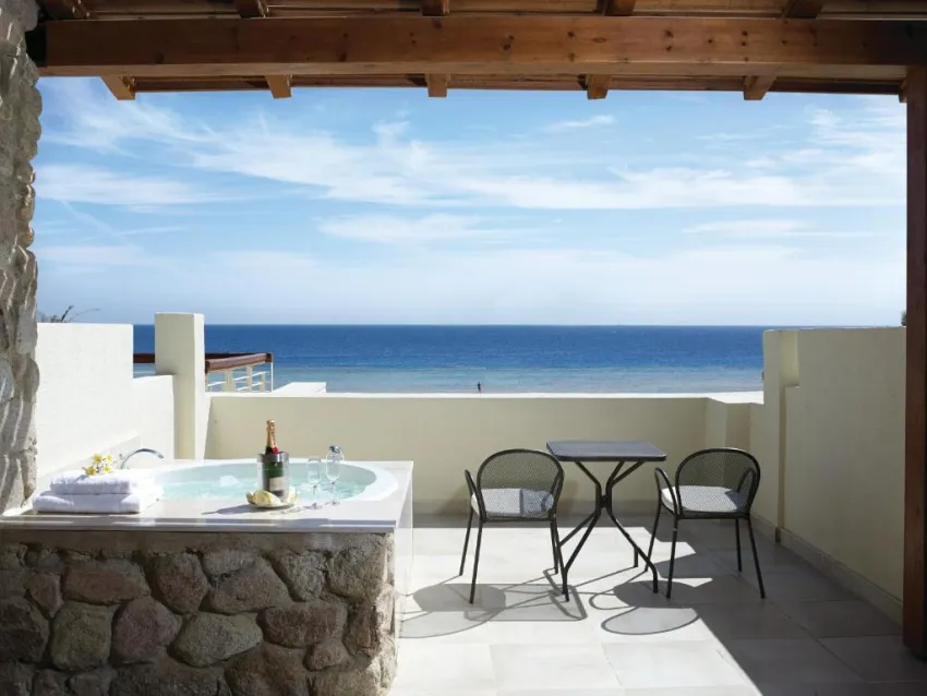 CORAL SEA SENSATORI RESORT  5*-108