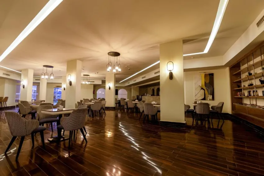 AMWAJ BEACH CLUB ABU SOMA  4*-48