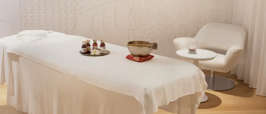 The Donna Portals 5*-76