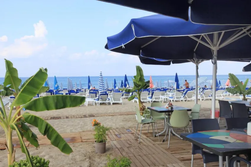 TAC PREMIER HOTEL & SPA  4*-17