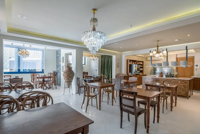 NAMI Hotel & Suites 4*-8