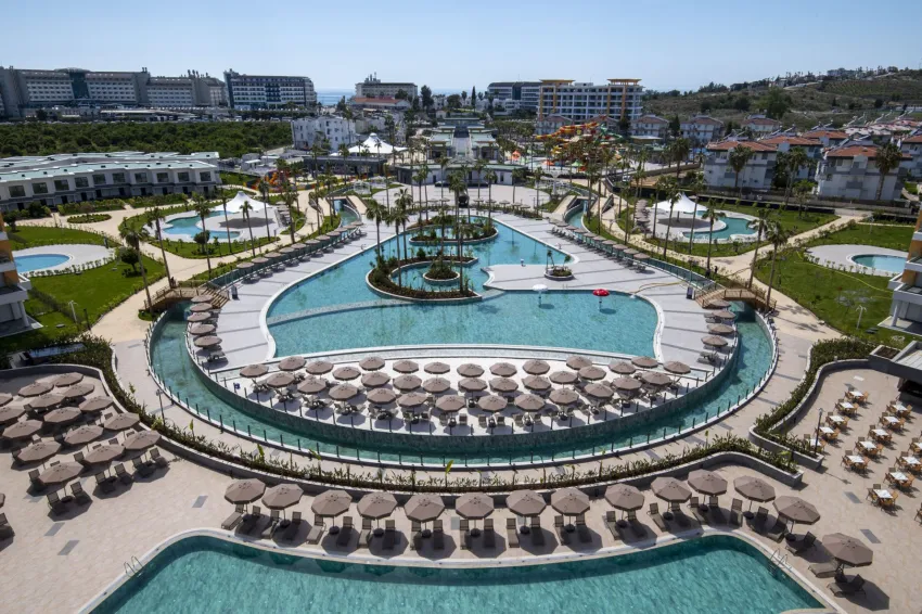 Azura World (Ex. Wyndham Alanya) 5*-6