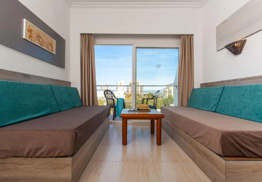 Ben Hur Apartamentos -92