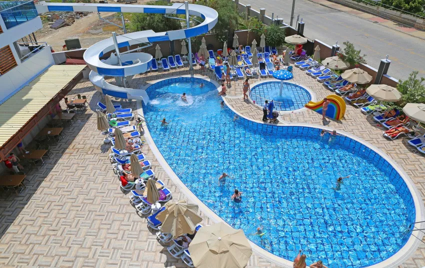 Blue Wave Suite Hotel 4*-2