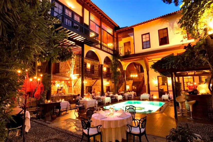 Alp Pasa Hotel 4*-6