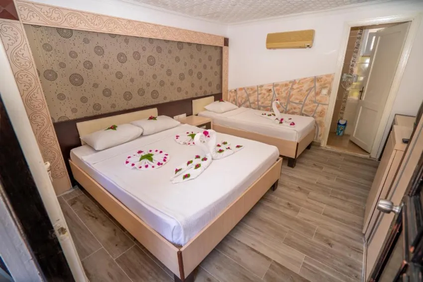 CLUB APERION BEACH HOTEL  3*-2