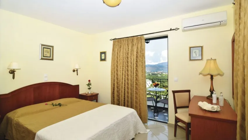 Antilia Apartments 3*-7