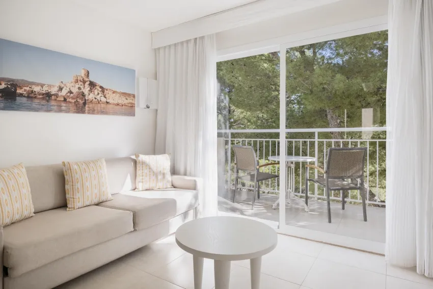 Iberostar Waves Club Cala Barca 4*-55