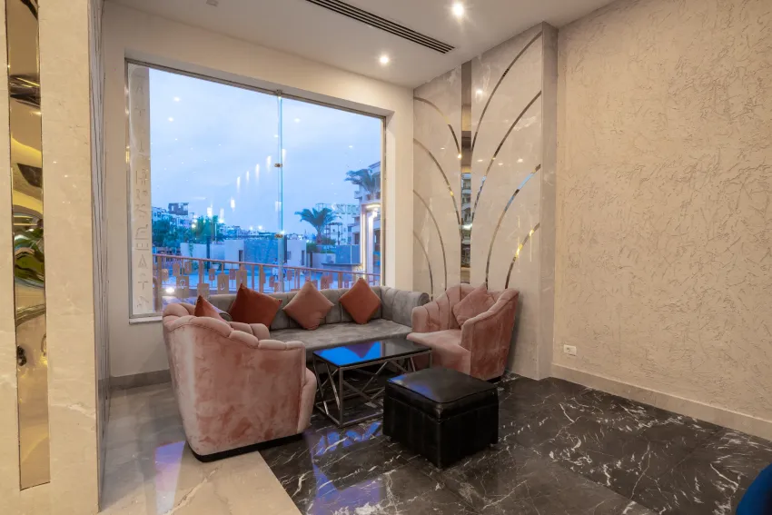 King Tut Resort 5*-9