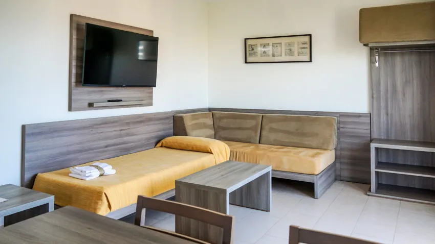 Cabot Tres Torres Apartments -13