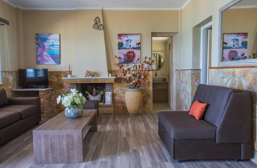 Laura Beach House 3*-7