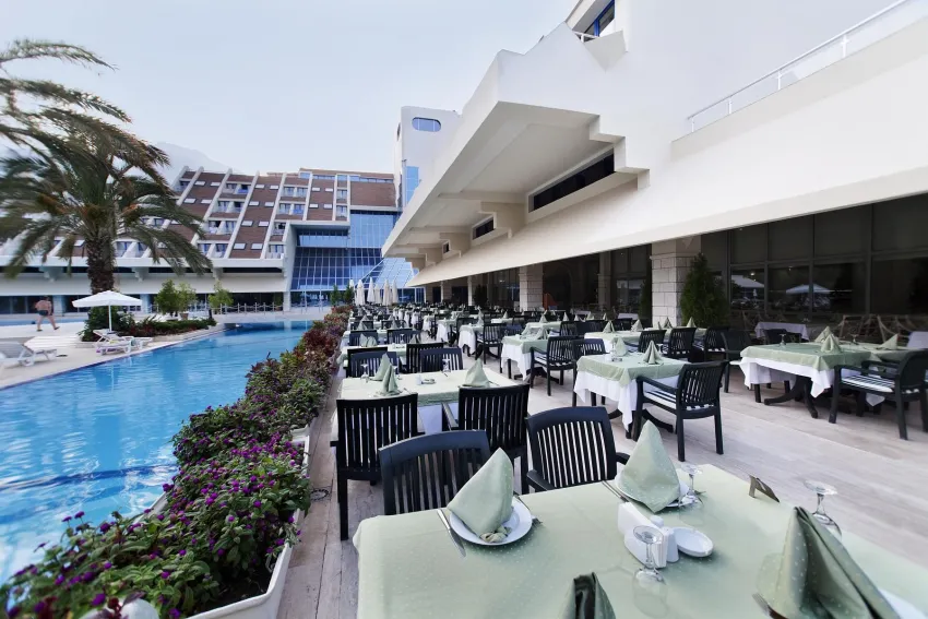 Queens Park Goynuk 5*-8