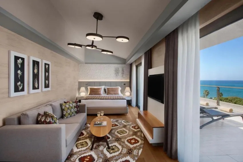 ACANTHUS & CENNET BARUT COLLECTION  5*-19