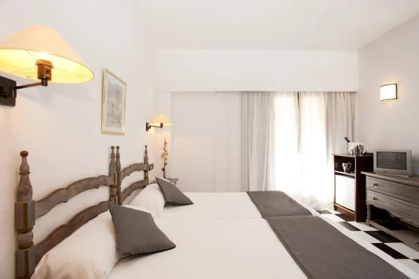 Sis Pins Hotel 3*-10