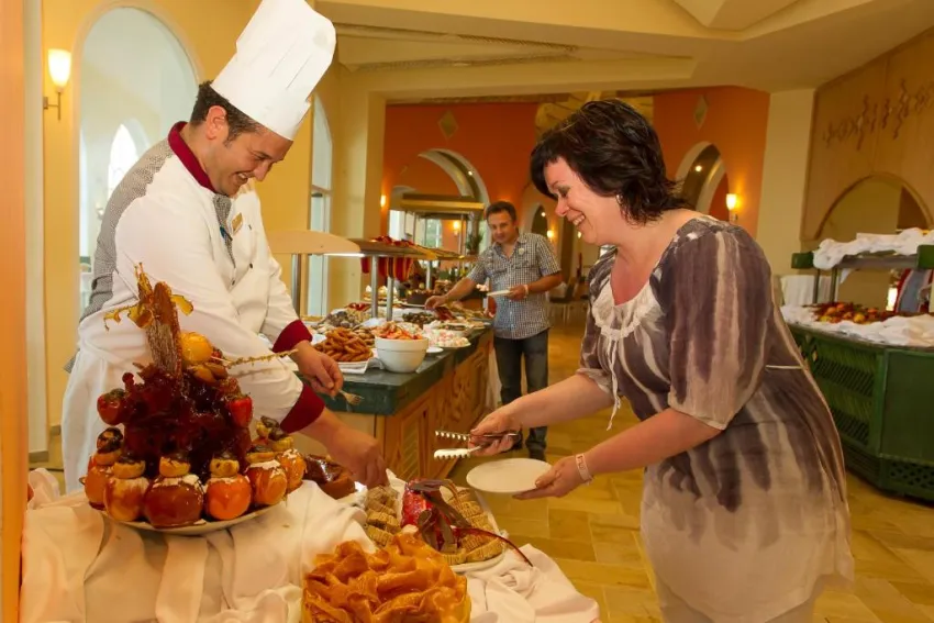 MAHDIA BEACH HOTEL & AQUA PARK  4*-7