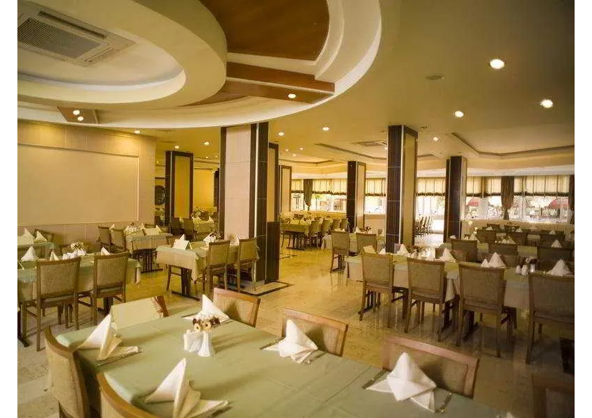 Riviera Hotel & Spa 4*-12