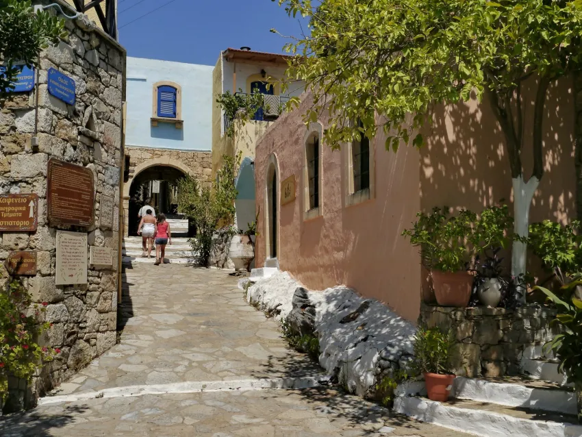 Arolithos Traditional Cretan Village 4*-7