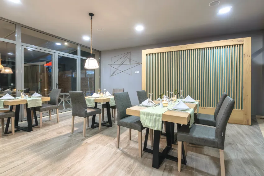 Karras Grande Resort 4*-60