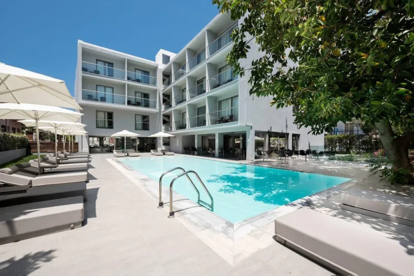 Oktober Downtown Boutique Hotel 4*-30