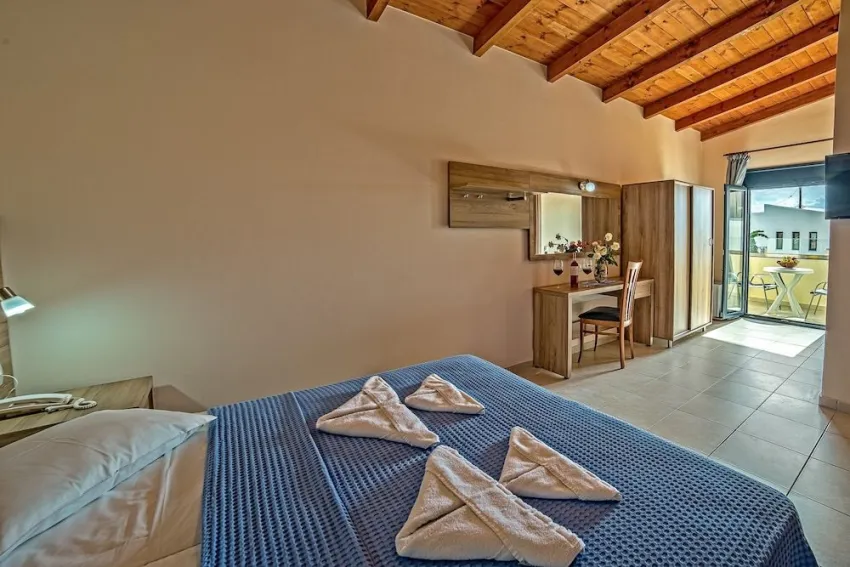 Blue Aegean Hotel and Suites 4*-11