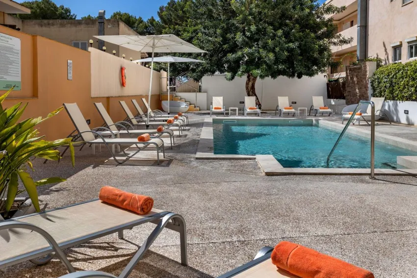 Morlans Garden 4*-16