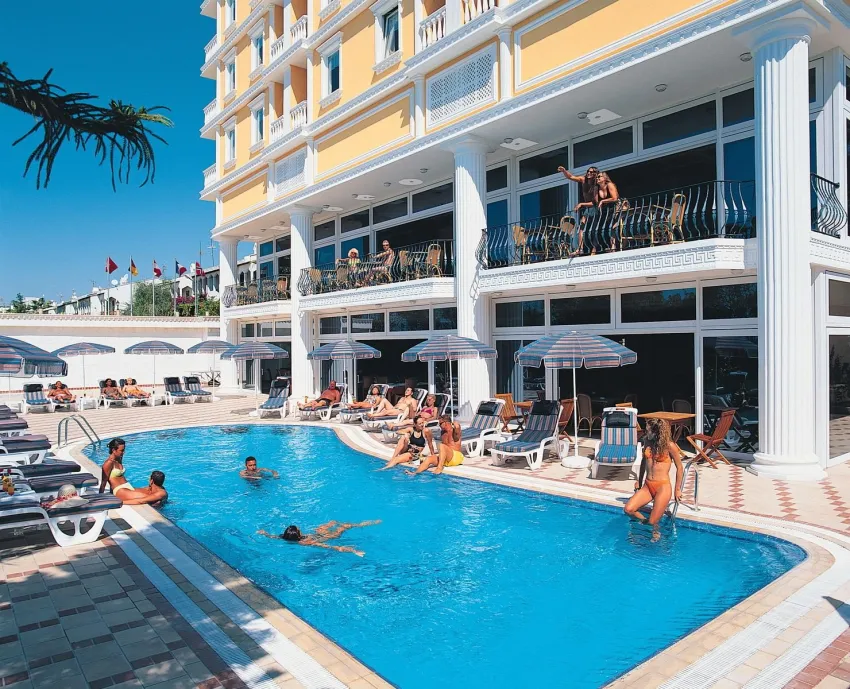 ANTIK GARDEN & HOTEL ANTIK  4*-2