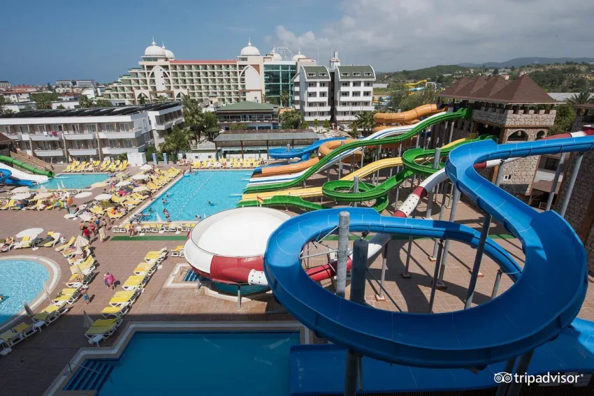 EFTALIA SPLASH RESORT  5*-9