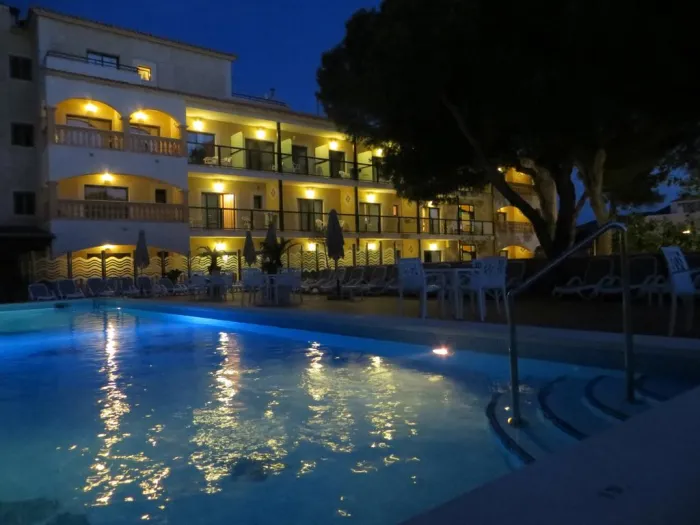 Baviera Hotel 4* - Cala ratjada - Spania