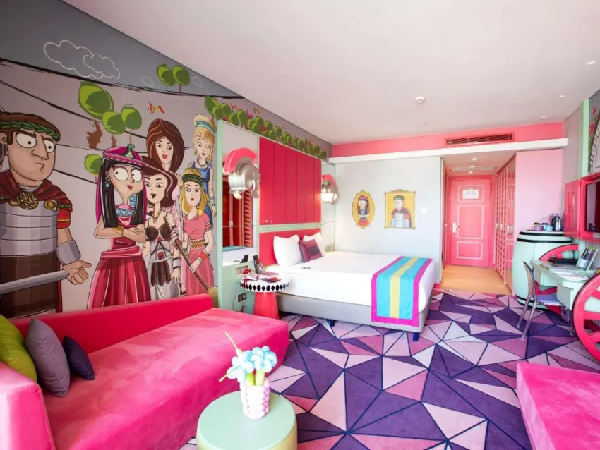 THE LAND OF LEGENDS KINGDOM HOTEL  5*-59