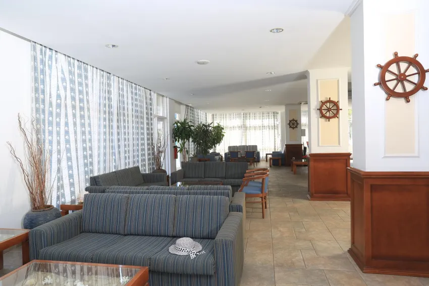 Jacaranda Hotel Apartments 3*-9