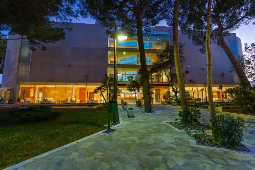 Zafiro Alzinar Mar 4*-2