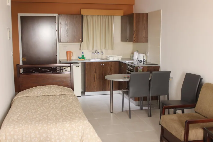 Petsas Apartments 3*-5