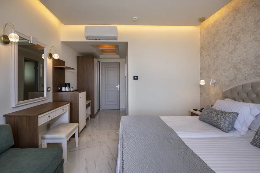 Vantaris Luxury Beach Resort 4*-7