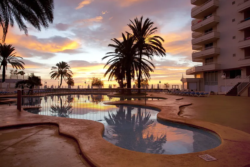 Aparthotel Playa Dorada 3*-8